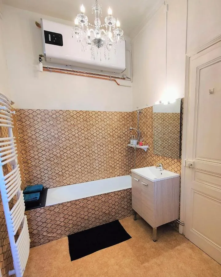 艾克斯莱班Grand Studio 38M2 Dans Ancien Palace Avec Piscine Et Place De Parking Privee公寓 0*, 艾克斯莱班 法国